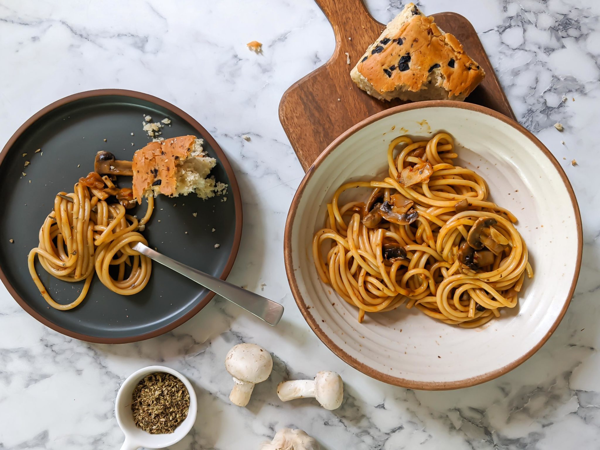 Bucatini all'Amatriciana - The Lazy Italian